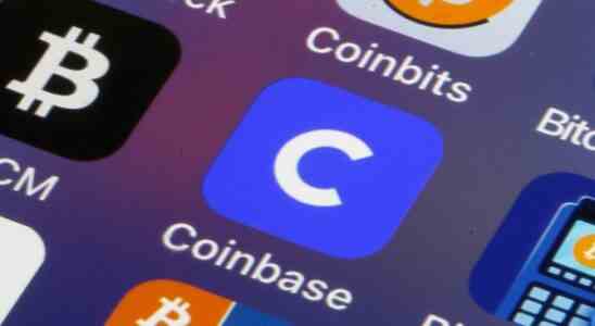 Coinbase uebertrifft die Erwartungen an die Q4 Gewinne aber die Aktie