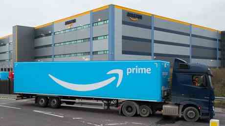 Mann durch Lastwagen von Amazon verstuemmelt — World