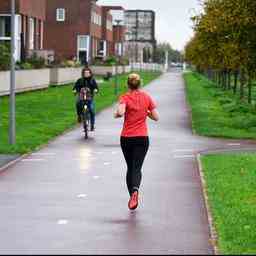 Wachsende Stadt sucht Platz fuer Sport auch in der Region