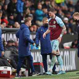 Weghorst faellt bei Burnleys Niederlage gegen Liverpool aus Dortmund erholt