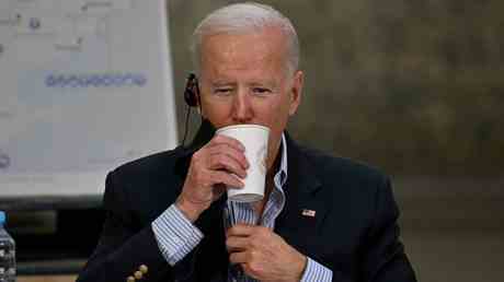 Biden scheint vorzuschlagen dass US Truppen in die Ukraine gehen —