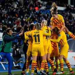 Der FC Barcelona gewinnt ohne Martens bei Real das Viertelfinale