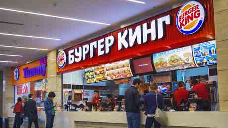 Fast Food Kette will russische Filialen schliessen kann es aber nicht —