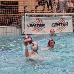 Leidener Wasserball Damen wehren sich tapfer aber die Saison ist vorbei