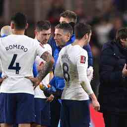 Spurs im FA Cup ueberraschend ausgeschieden Riedewald Matchwinner Palace