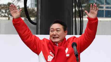 Suedkoreanischer Oppositionskandidat wird Praesident — World