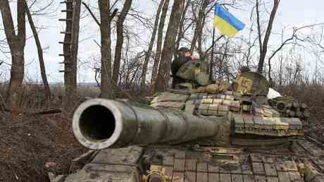 US Gesetzgeber genehmigen Multi Milliarden Dollar Hilfspaket fuer die Ukraine — World