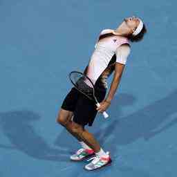 Zverev ueberrascht im Viertelfinale von Miami Swiatek verbucht 15 Sieg