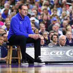 Die Karriere des legendaeren Basketballtrainers Krzyzewski endet nach 47 Jahren