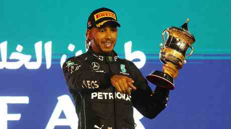 F1 Ass Hamilton kommentiert inmitten von Links zum Angebot von Chelsea