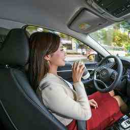 Immer mehr Fahrhilfen im Auto aber sie sind nicht ungefaehrlich