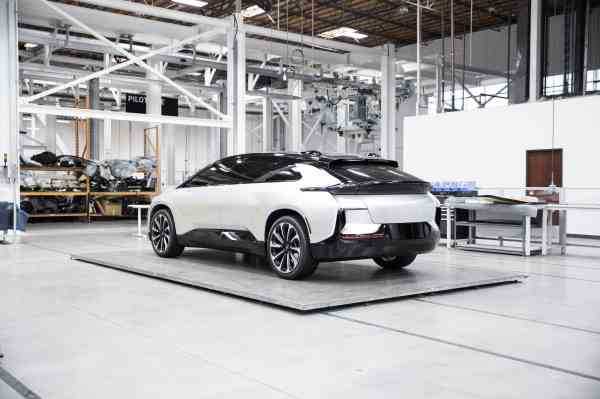 SEC untersucht Faraday Future waehrend das behoerdliche Vorgehen gegen EV