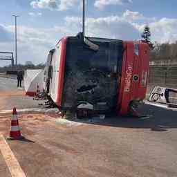 Videos Toedlicher Busunfall auf der E19 bei Antwerpen