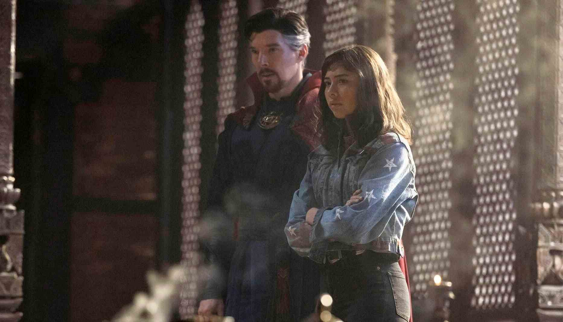 Doctor Strange in the Multiverse of Madness 2 with Scarlet Witch handelt von der Gefahr, die Realität abzulehnen, wie bei Fox, Qanon, Trumps republikanischem Aufstandsnarrativ