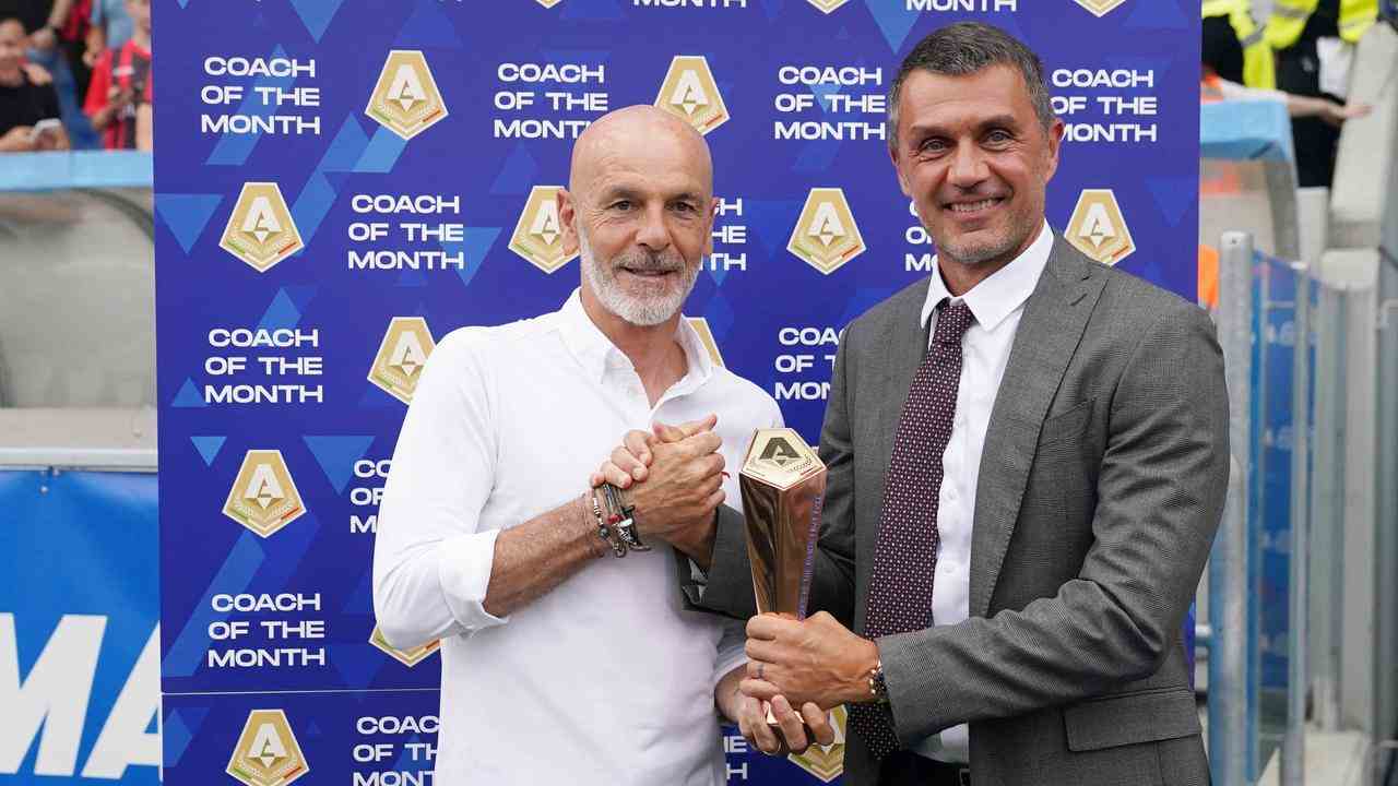 AC Mailand-Trainer Stefano Pioli (links) und Paolo Maldini.