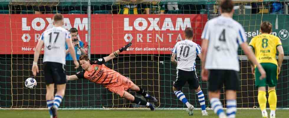 ADO verbucht den Sieg ueber den FC Eindhoven unter anderem