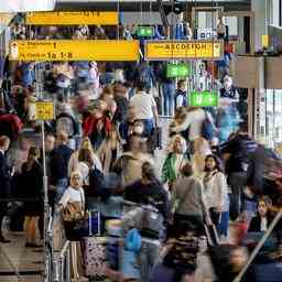 Arbeitnehmer koennen in diesem Jahr mit etwas mehr Urlaubsgeld rechnen