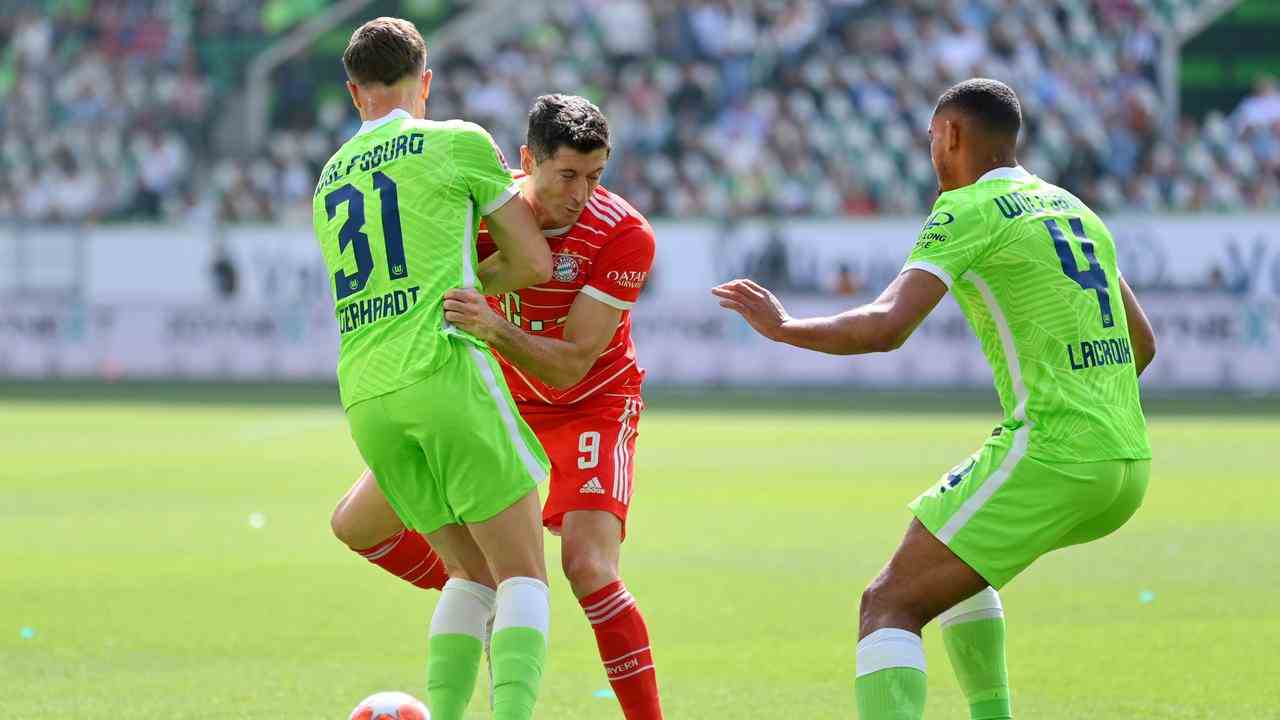 Robert Lewandowski im Einsatz gegen den VfL Wolfsburg.