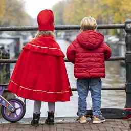 Das Dampfschiff von Sinterklaas kommt dieses Jahr in Hellevoetsluis an