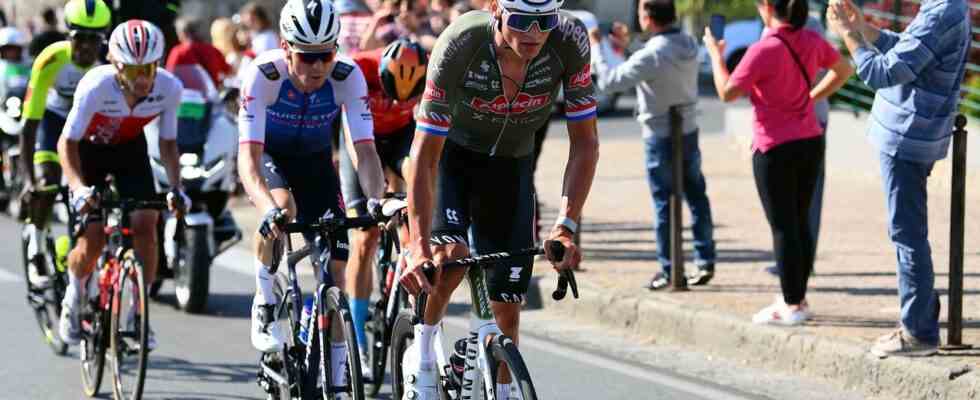 De Gendt gewinnt spektakulaere Huegeletappe beim Giro Van der Poel