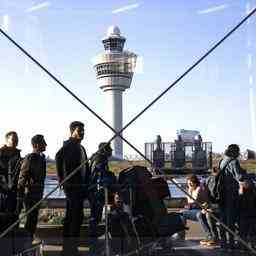 Der Mai Urlaubsansturm auf Schiphol ist vorbei aber es wird bis