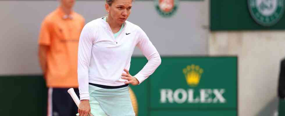 Halep stuerzt in Paris wegen Panikattacke „Ich habe komplett die