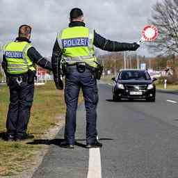 Hollaender verdaechtigt Wanderarbeiter in deutschen Haushalten auszubeuten