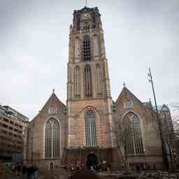 Laurenskerk startet eine Pop up Terrasse um den Grotekerkplein lebendiger zu machen