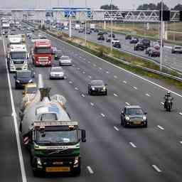 Mobilitaetsinstitut rechnet in diesem Jahr mit staerker befahrenen Strassen als