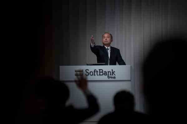 SoftBank will Startup Investitionen dieses Jahr um mehr als die Haelfte