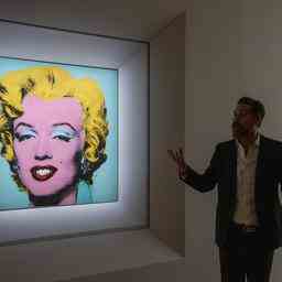 Warhol Portraet von Marilyn Monroe erzielt bei einer Auktion mehr als