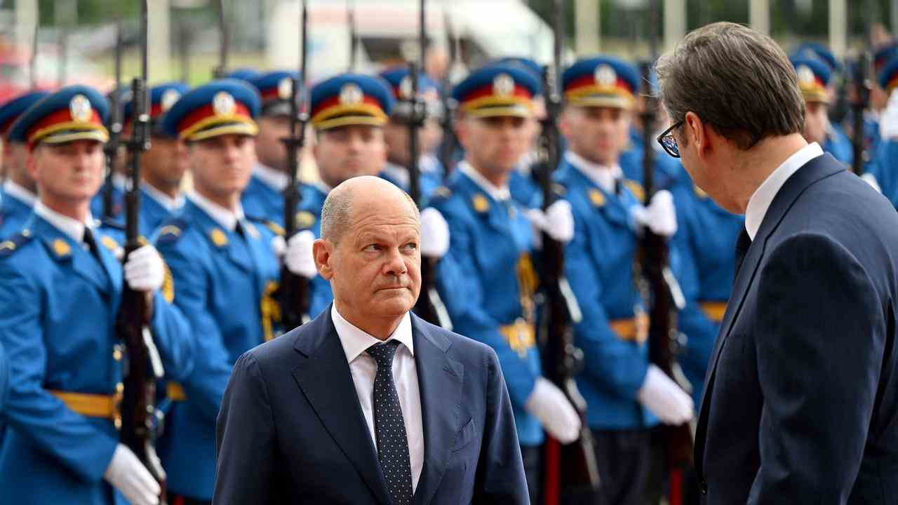 Bundeskanzler Olaf Scholz und der serbische Präsident Aleksandar Vucic.