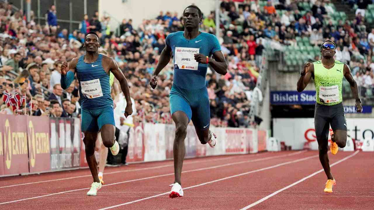 Liemarvin Bonevacia (rechts) kommt weit hinter Siegerin Kirani James ins Ziel.