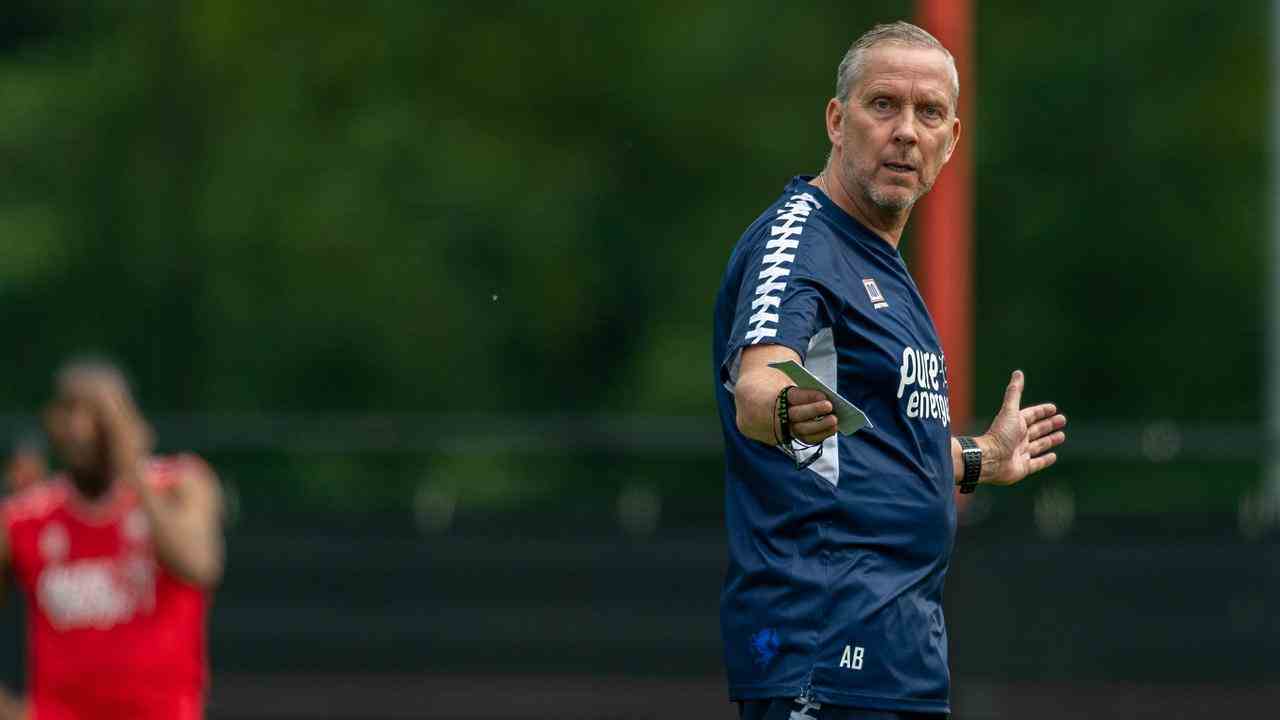 Trainer Ron Jans hat ab dieser Saison eine neue rechte Hand: Adrie Bogers.