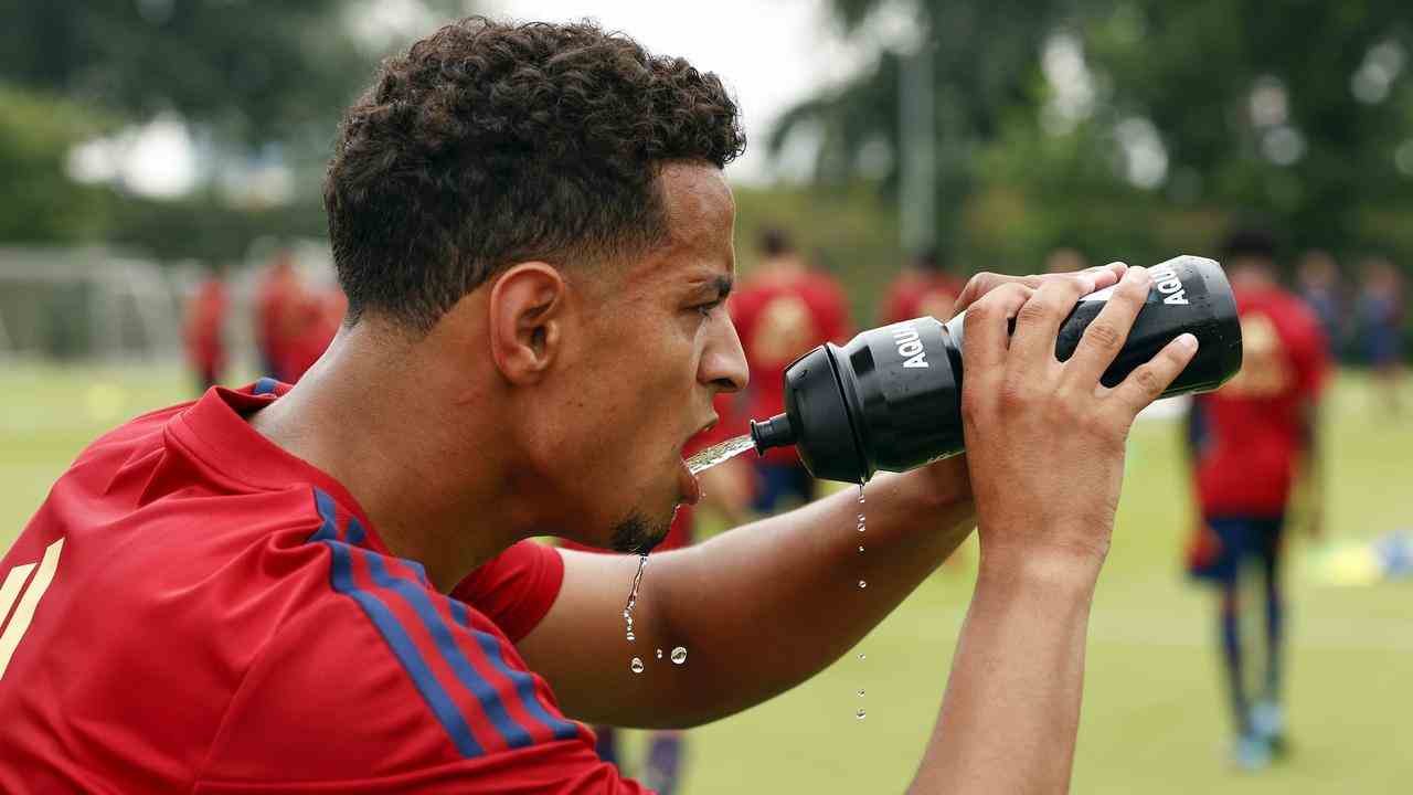 Einer der Youngster war Mohamed Ihattaren, der erstmals die Vorbereitung auf die neue Saison bei Ajax erlebt.