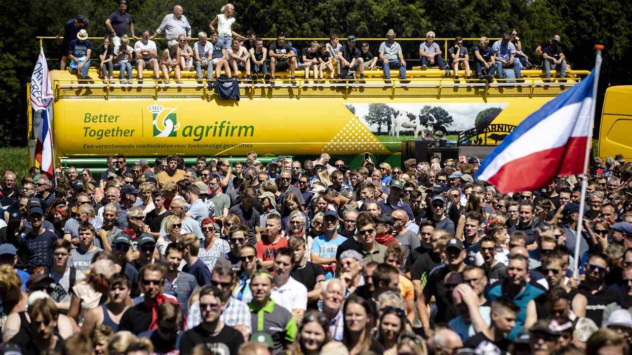 Etwa zwanzigtausend waren zum Bauernprotesttag in Stroe gekommen.