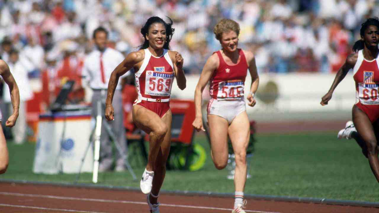 Florence Griffith Joyner während der Olympischen Spiele 1988.