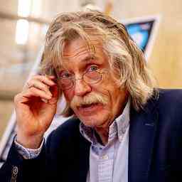 Die Staatsanwaltschaft wird Johan Derksen wegen einer Geschichte ueber Kerze