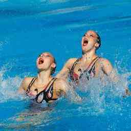 Die Synchronschwimmer De Brouwer und Steenbeek erreichen beim Weltcup erneut