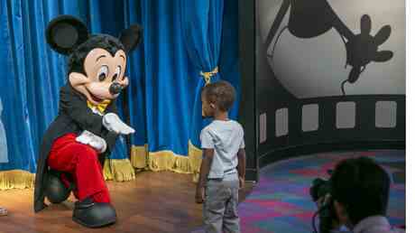 Disney Angestellter in Kindersex Raubtierstich geschnappt — World