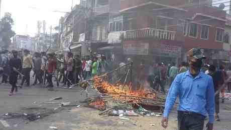 Indien sieht sich einer Welle sich ausweitender Proteste gegenueber —