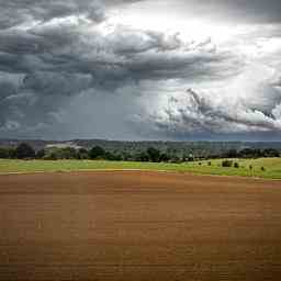 KNMI vergibt gelben Code fuer Gewitter fuer einen Teil des