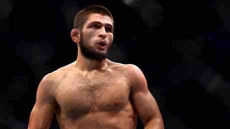 Khabib wuerde den UFC Koenig im Mittelgewicht in 3 Runden beenden