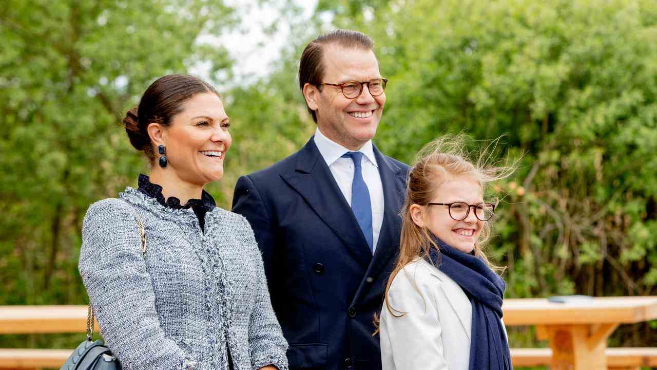 Victoria mit ihrem Mann Daniel und ihrer Tochter Estelle.