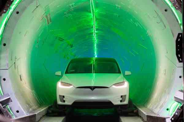 The Boring Company will einen Tunnel unter der Tesla Gigafactory