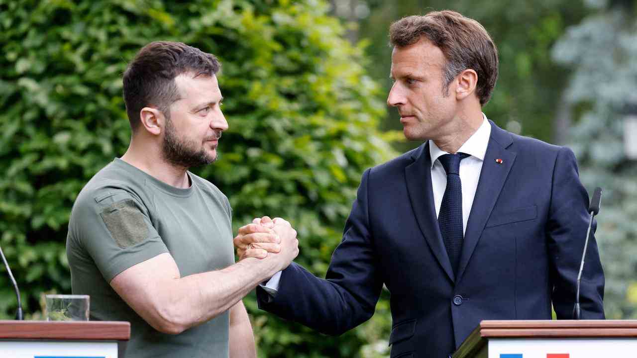 Volodymyr Zelensky und Emmanuel Macron bei der Pressekonferenz in Kiew.