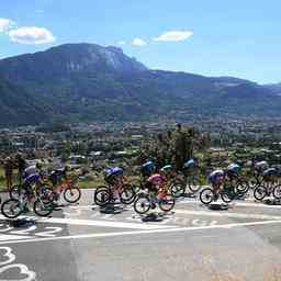 Belgische Sportaerzte beschuldigen Corona Tests bei Tour „Organisation als ASO unwuerdig