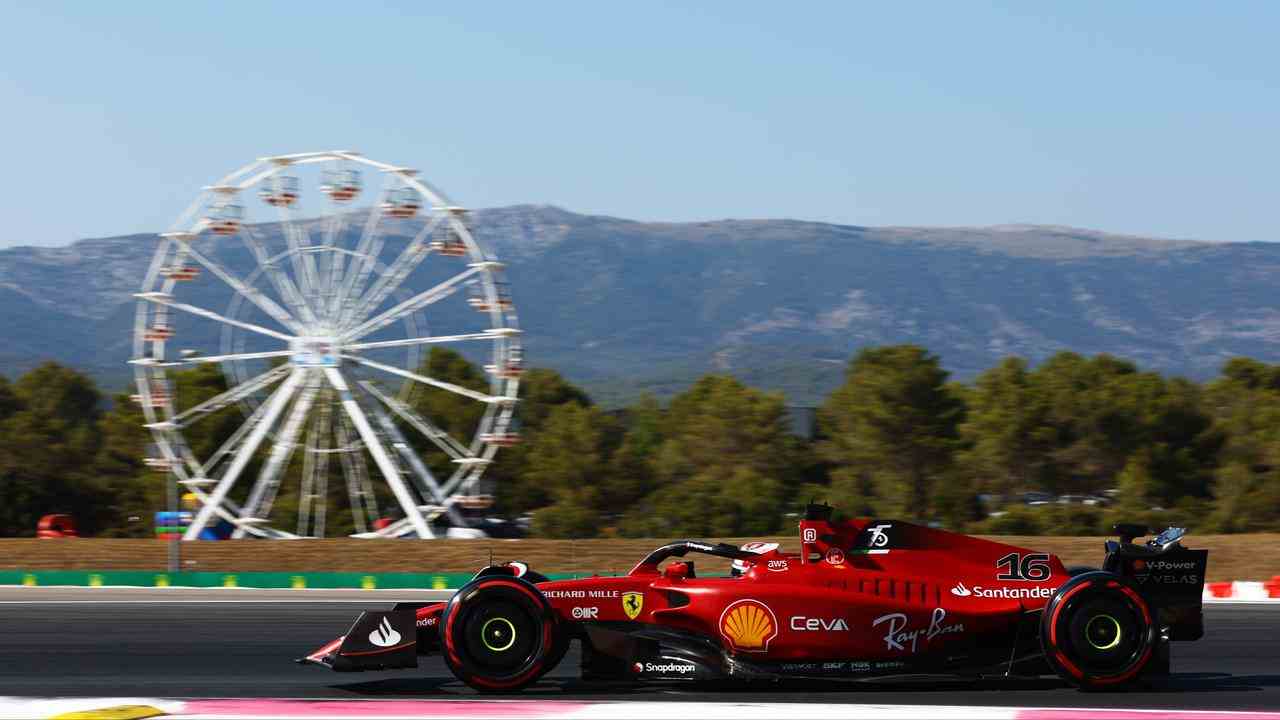 Charles Leclerc im Ferrari bei Paul Ricard.