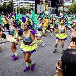 Mindestens vierzig Festnahmen bei Rotterdam Unlimited und Zomercarnaval JETZT