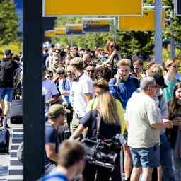 Nicht Schiphol sondern Eindhoven hat diesen Monat die meisten Verspaetungen